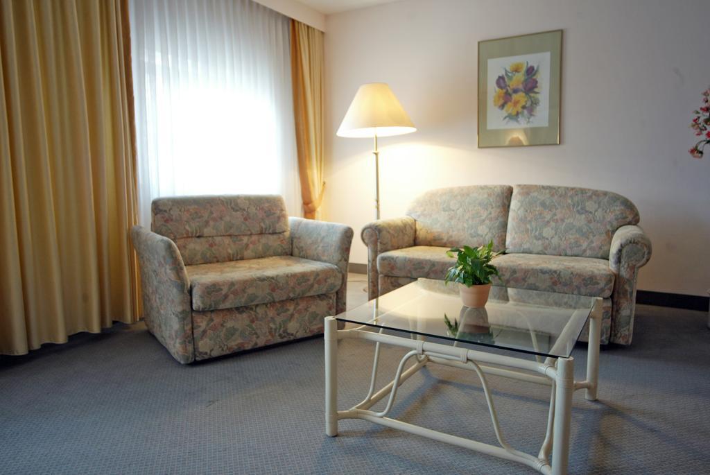 Arvena Reichsstadt Hotel Bad Windsheim Room photo