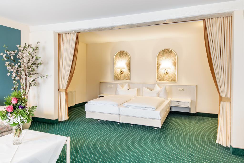 Arvena Reichsstadt Hotel Bad Windsheim Exterior photo